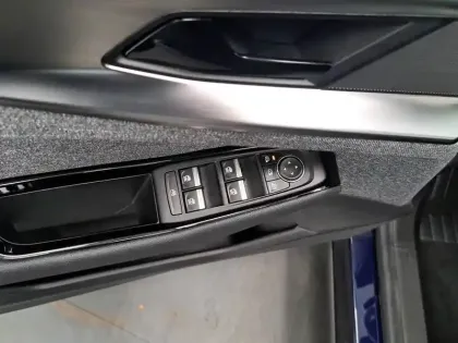 Photo 32 Renault Espace  E-Tech full hybrid 200 GSR2
