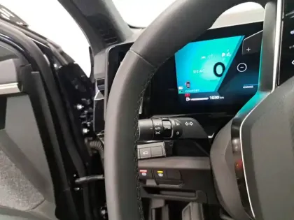 Photo 34 Renault Espace  E-Tech full hybrid 200 GSR2