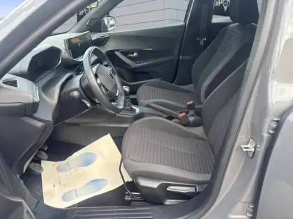 Photo 18 Peugeot 2008  PureTech 100 S&S BVM6
