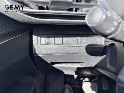 Photo 17 Peugeot 3008  Hybrid 225 e-EAT8