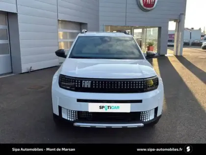 Photo 40 Fiat Panda Grande  T-Gen 3 1.2 Hybrid Turbo 110 ch eDCT6