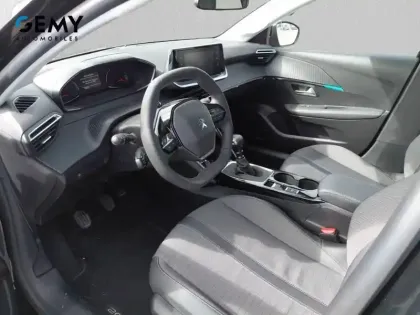 Photo 8 Peugeot 208  PureTech 100 S&S BVM6