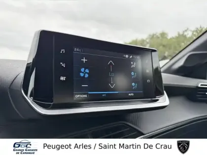 Photo 16 Peugeot 208  BlueHDi 100 S&S BVM6