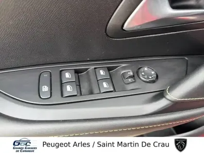 Photo 11 Peugeot 208  BlueHDi 100 S&S BVM6