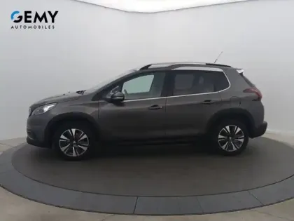 Photo 43 Peugeot 2008  BlueHDi 100ch S&S BVM5