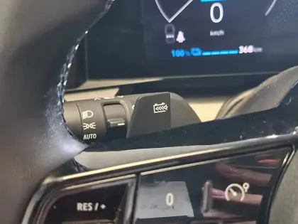 Photo 43 Renault Megane  E-Tech EV60 130ch super charge