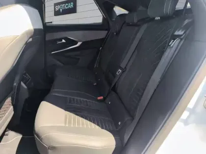Photo 9 Peugeot 3008  Hybrid 136 e-DCS6