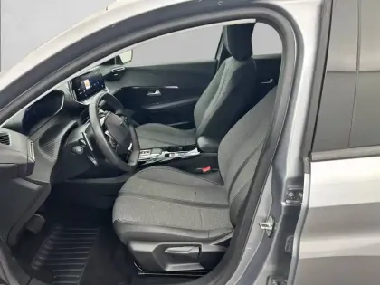 Photo 10 Peugeot 208  Hybrid 100 e-DCS6