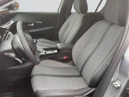 Photo 10 Peugeot 208  PureTech 100 S&S BVM6