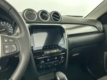 Photo 11 Suzuki Vitara  1.5 Dualjet Hybrid Auto