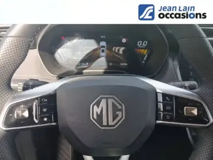 Photo 11 Mg ZS  1.5 L Hybrid+ 197 ch