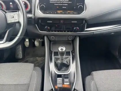 Photo 10 Nissan Qashqai  Mild Hybrid 140 ch