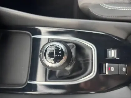 Photo 28 Nissan Qashqai  Mild Hybrid 140 ch