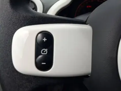 Photo 15 Renault Twingo  III SCe 65