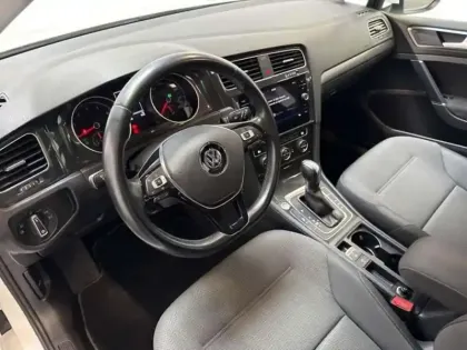 Photo 18 Volkswagen Golf 1.5 TSI 150 EVO DSG7 Match