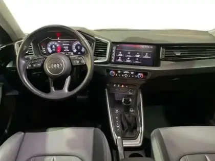 Photo 7 Audi A1 25 TFSI 95 ch S tronic 7 Design Luxe