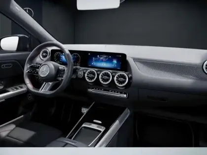 Photo 8 Mercedes GLA 200 d AMG Line