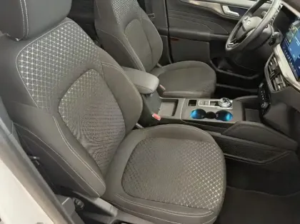 Photo 26 Ford Kuga 2.5 Duratec 180ch Hybrid FlexiFuel Titanium Business Powershift