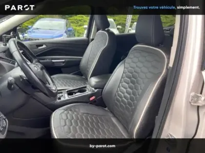 Photo 9 Ford Kuga 2.0 TDCi 150ch Stop&Start Vignale 4x4 Powershift