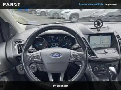 Photo 6 Ford Kuga 2.0 TDCi 150ch Stop&Start Vignale 4x4 Powershift