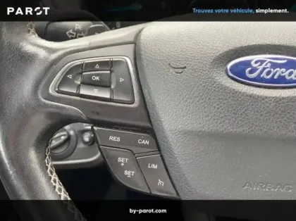 Photo 15 Ford Kuga 2.0 TDCi 150ch Stop&Start Vignale 4x4 Powershift