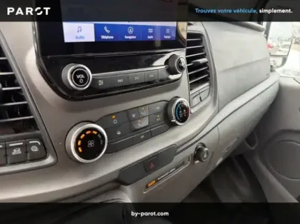 Photo 16 Ford Custom Fg 300 L2H2 2.0 EcoBlue 130 Trend Business 7cv
