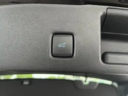 Photo 18 Ford Kuga 2.5 Duratec 180ch Hybrid FlexiFuel Active X Powershift