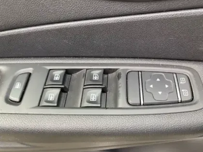 Photo 5 Renault Captur 1.5 dCi 110ch energy Business