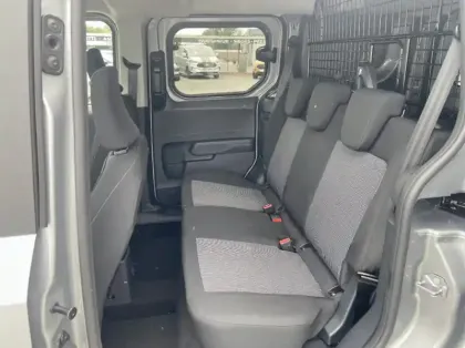 Photo 8 Ford Transit Courier Fourgonnette 1.0 EcoBoost 125ch Trend DCT7