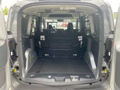 Photo 10 Ford Transit Courier Fourgonnette 1.0 EcoBoost 125ch Trend DCT7