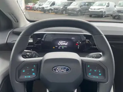 Photo 6 Ford Explorer 170ch Standard Range 52kWh Style RWD