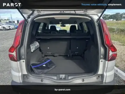 Photo 10 Dacia Jogger 1.0 TCe 110ch SL Extreme 5 places