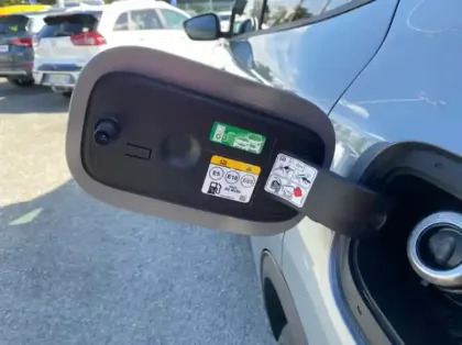 Photo 26 Ford Kuga 2.5 Duratec 180ch Hybrid FlexiFuel Titanium Powershift