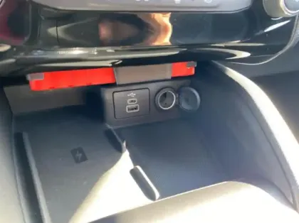 Photo 14 Ford Kuga 2.5 Duratec 180ch Hybrid FlexiFuel Titanium Powershift
