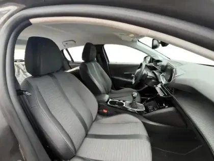 Photo 12 Peugeot 208  1.2 PureTech 100ch S&S Allure  Pack