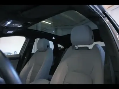 Photo 25 Jaguar E-Pace  P300e PHEV 309ch R-Dynamic S