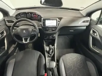 Photo 8 Peugeot 2008  1.2 110 Style GPS Clim Bluetooth Regulateur