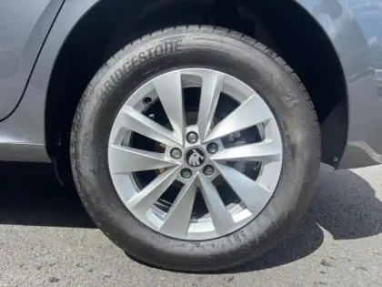 Photo 13 Skoda Kamiq  1.0 TSI Evo 2 95ch Selection