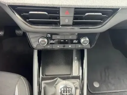 Photo 9 Skoda Kamiq  1.0 TSI Evo 2 95ch Selection