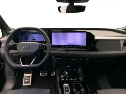 Photo 5 Audi Q6 e-tron Q6 Sportback e-tron e-tron 428ch quattro S line