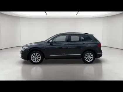 Photo 8 Volkswagen Tiguan  2.0 TDI 150ch Life Business DSG7