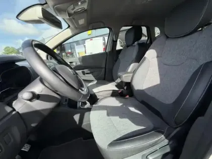 Photo 9 Renault Captur  1.3 TCe 150ch FAP Intens EDC