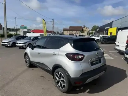 Photo 6 Renault Captur  1.3 TCe 150ch FAP Intens EDC