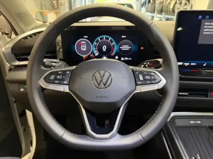 Photo 9 Volkswagen T-roc  1.5 eTSI 150ch Style DSG7