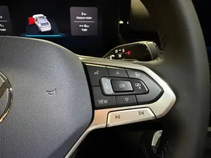 Photo 8 Volkswagen T-roc  1.5 eTSI 150ch Style DSG7