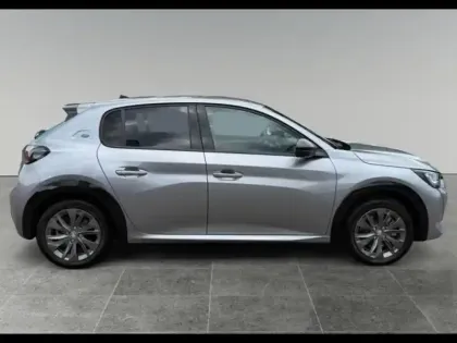 Photo 5 Peugeot 208  e- 136ch Allure