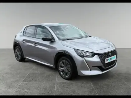 Photo 21 Peugeot 208  e- 136ch Allure