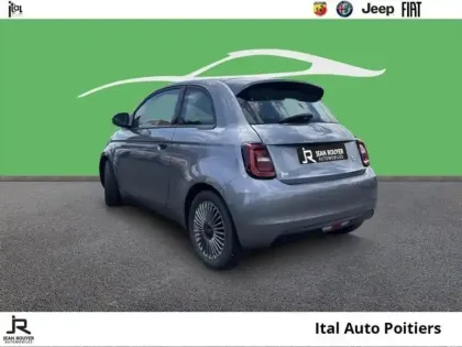 Photo 6 Fiat 500  FIAT E Icône berline 23,8 kWh