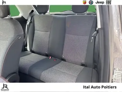 Photo 9 Fiat 500  FIAT E Icône berline 23,8 kWh