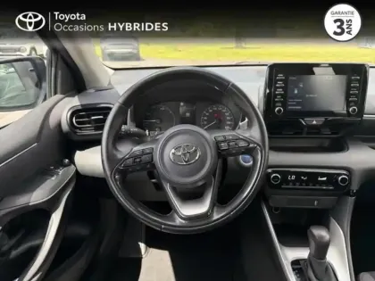 Photo 8 Toyota Yaris  116h Dynamic 5p MC24